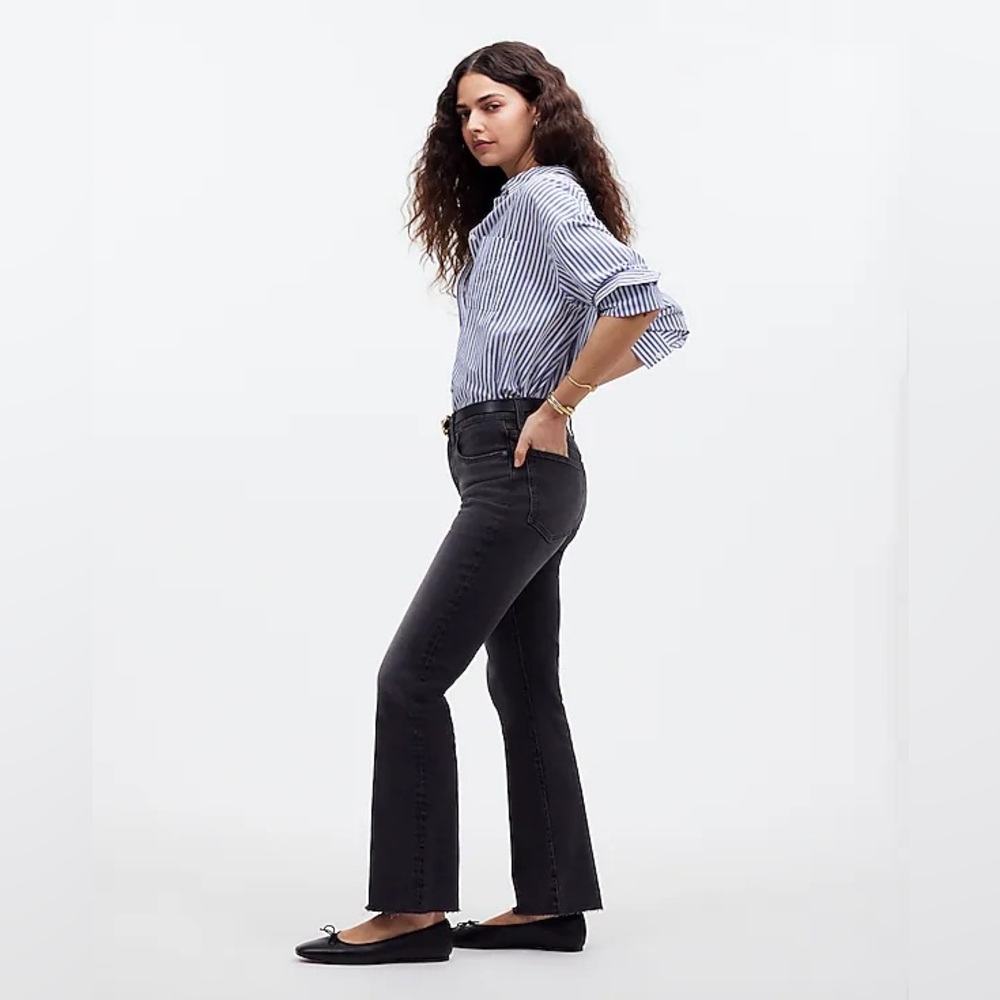 Madewell mid rise kick out crop jean